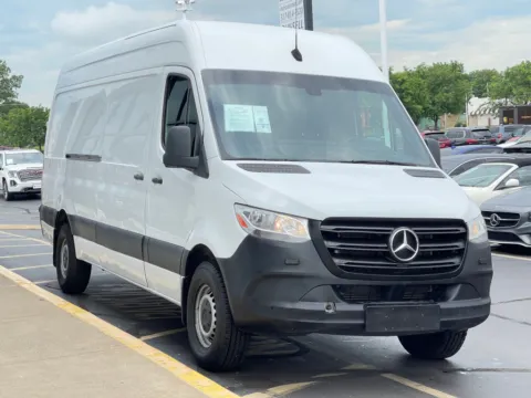 Photos of 2019 Mercedes-Benz Sprinter 3500 Cargo 170 WB High Roof for sale in Indianapolis, IN at Indy Auto Man - Indianapolis
