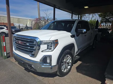 Photos of 2019 GMC Sierra 1500 SLT for sale in Indianapolis, IN at Indy Auto Man - Indianapolis