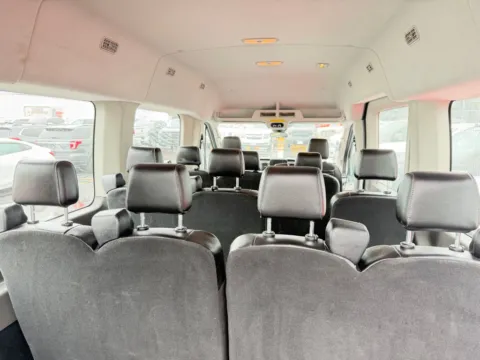 More photos of 2020 Ford Transit-350 XL at Indy Auto Man - Indianapolis, IN