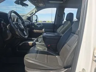 More photos of 2020 GMC Sierra 1500 Denali at Indy Auto Man - Indianapolis, IN