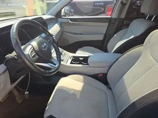 More photos of 2020 Hyundai Palisade SEL at Indy Auto Man - Indianapolis, IN