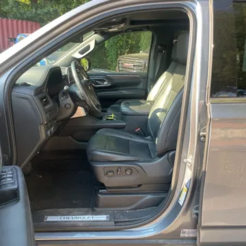 More photos of 2021 Chevrolet Tahoe LT at Indy Auto Man - Indianapolis, IN
