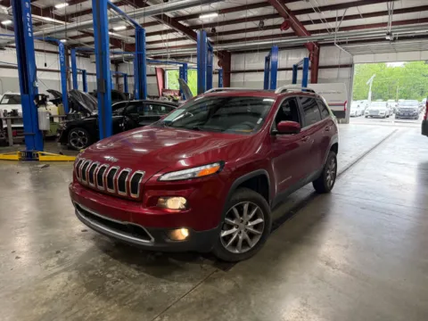 Photos of 2014 Jeep Cherokee Limited for sale in Indianapolis, IN at Indy Auto Man - Indianapolis