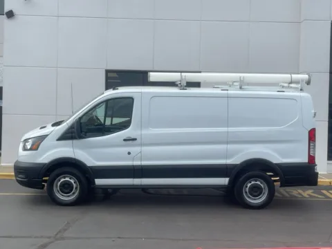 More photos of 2020 Ford Transit-250 at Indy Auto Man - Indianapolis, IN