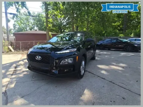 Black 2018 Hyundai Kona SE for sale in Indianapolis, IN