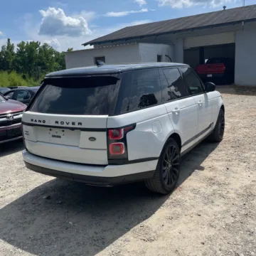 Another view of 2019 Land Rover Range Rover 3.0L V6 Supercharged HSE for sale in Indianapolis, IN at Indy Auto Man - Indianapolis