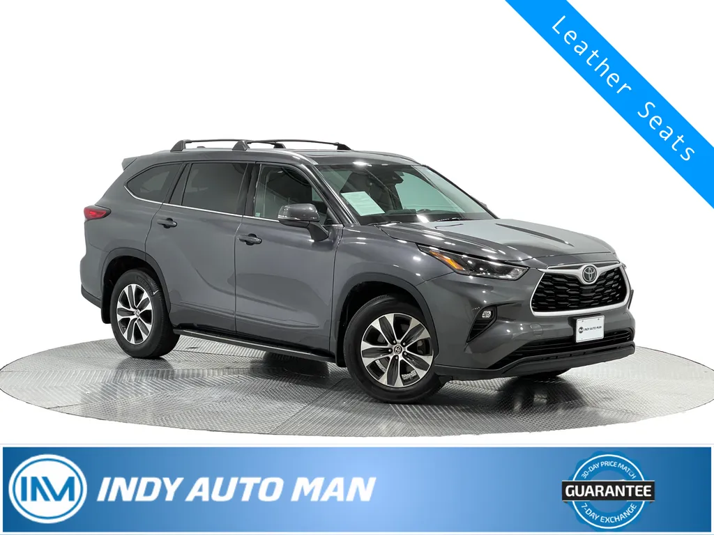 Used 2021 Toyota Highlander XLE for sale in Indianapolis, IN at Indy ...