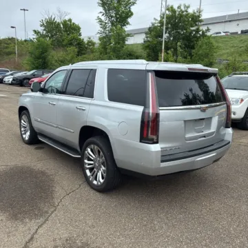 More photos of 2020 Cadillac Escalade Luxury at Indy Auto Man - Indianapolis, IN
