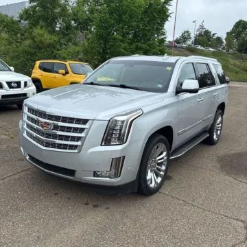 Photos of 2020 Cadillac Escalade Luxury for sale in Indianapolis, IN at Indy Auto Man - Indianapolis