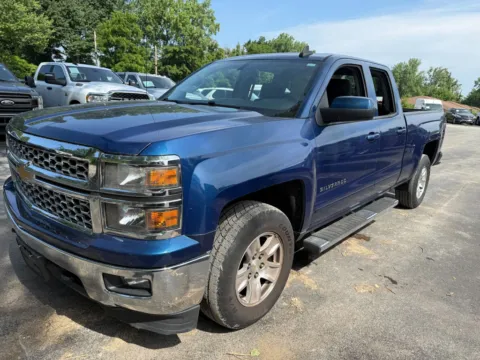 Photos of 2015 Chevrolet Silverado 1500 LT LT1 for sale in Indianapolis, IN at Indy Auto Man - Indianapolis