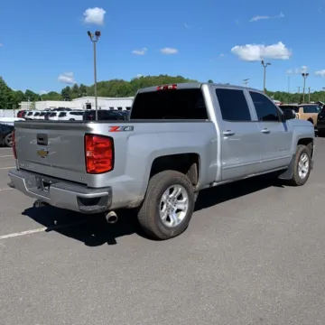Another view of 2018 Chevrolet Silverado 1500 LT LT2 for sale in Indianapolis, IN at Indy Auto Man - Indianapolis