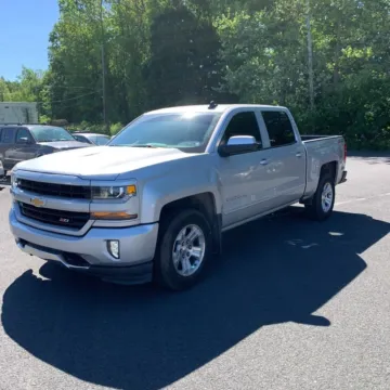 Photos of 2018 Chevrolet Silverado 1500 LT LT2 for sale in Indianapolis, IN at Indy Auto Man - Indianapolis
