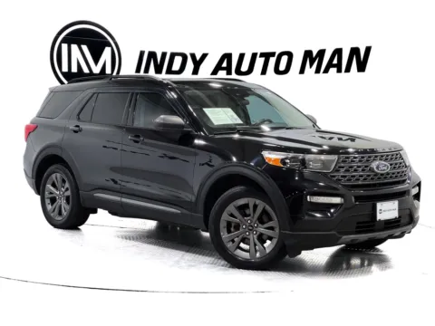 Photos of 2021 Ford Explorer XLT for sale in Indianapolis, IN at Indy Auto Man - Indianapolis