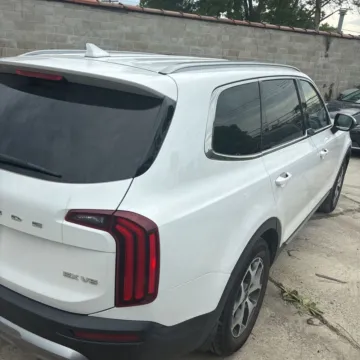 Another view of 2020 Kia Telluride EX for sale in Indianapolis, IN at Indy Auto Man - Indianapolis