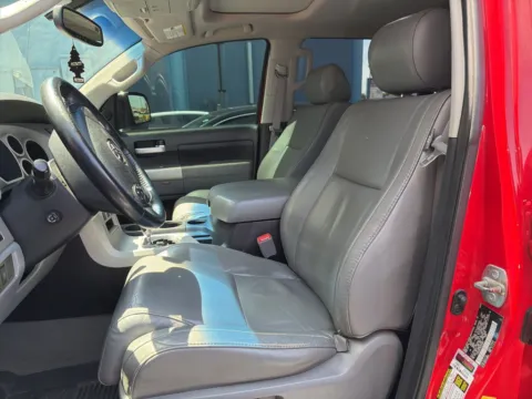 More photos of 2008 Toyota Tundra Limited CrewMax at Indy Auto Man - Indianapolis, IN