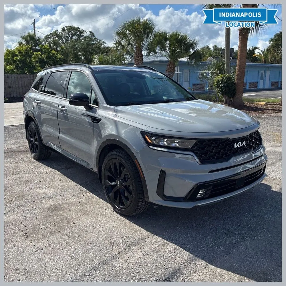 Gray 2022 Kia Sorento SX for sale in Indianapolis, IN