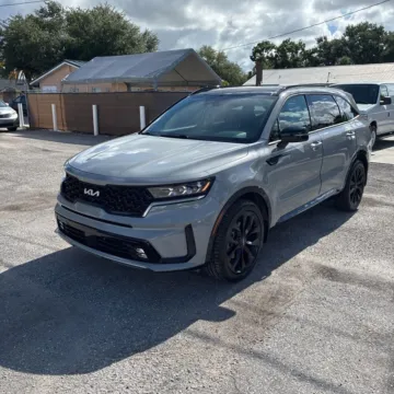 Photos of 2022 Kia Sorento SX for sale in Indianapolis, IN at Indy Auto Man - Indianapolis