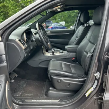 More photos of 2015 Jeep Grand Cherokee Summit at Indy Auto Man - Indianapolis, IN