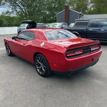 More photos of 2017 Dodge Challenger R/T at Indy Auto Man - Indianapolis, IN