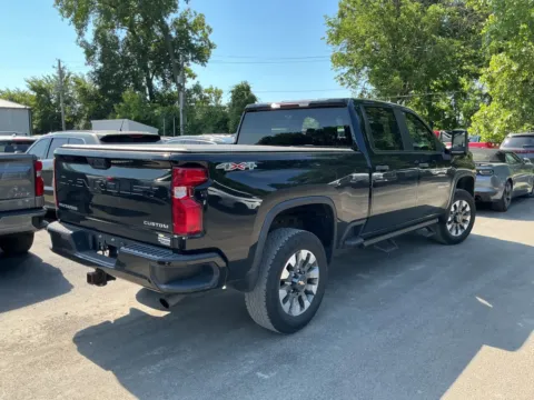 Another view of 2022 Chevrolet Silverado 2500HD Custom for sale in Indianapolis, IN at Indy Auto Man - Indianapolis
