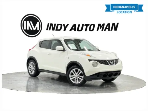 White 2011 Nissan Juke SL for sale in Indianapolis, IN