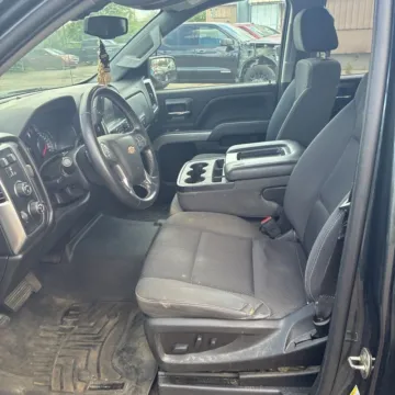 More photos of 2018 Chevrolet Silverado 1500 LT LT2 at Indy Auto Man - Indianapolis, IN