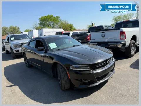Black 2017 Dodge Charger SXT for sale in Indianapolis, IN