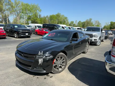 Photos of 2017 Dodge Charger SXT for sale in Indianapolis, IN at Indy Auto Man - Indianapolis