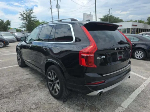 More photos of 2019 Volvo XC90 T5 Momentum at Indy Auto Man - Indianapolis, IN