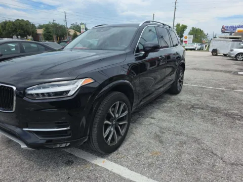 Photos of 2019 Volvo XC90 T5 Momentum for sale in Indianapolis, IN at Indy Auto Man - Indianapolis