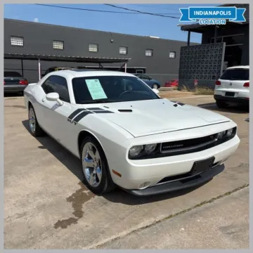 White 2014 Dodge Challenger R/T for sale in Indianapolis, IN