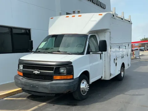 More photos of 2005 Chevrolet Express Van G3500 Cutaway at Indy Auto Man - Indianapolis, IN