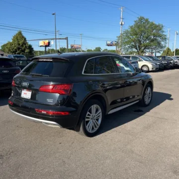 Another view of 2018 Audi Q5 2.0T Premium Plus quattro for sale in Indianapolis, IN at Indy Auto Man - Indianapolis