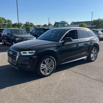 Photos of 2018 Audi Q5 2.0T Premium Plus quattro for sale in Indianapolis, IN at Indy Auto Man - Indianapolis