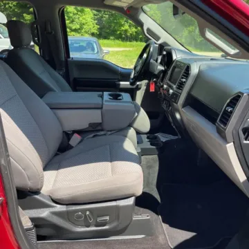 More photos of 2018 Ford F-150 XLT at Indy Auto Man - Indianapolis, IN