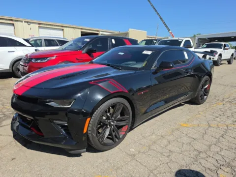 Photos of 2018 Chevrolet Camaro SS 2SS for sale in Indianapolis, IN at Indy Auto Man - Indianapolis