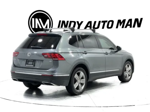 More photos of 2018 Volkswagen Tiguan 2.0T SEL Premium at Indy Auto Man - Indianapolis, IN