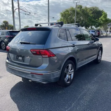 Another view of 2018 Volkswagen Tiguan 2.0T SEL Premium for sale in Indianapolis, IN at Indy Auto Man - Indianapolis