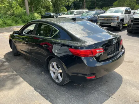 More photos of 2014 Acura ILX 2.0L at Indy Auto Man - Indianapolis, IN