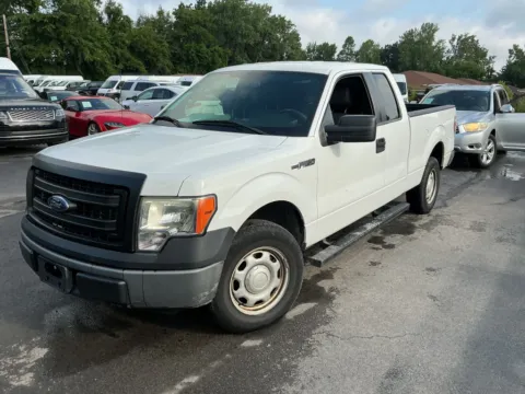 Photos of 2014 Ford F-150 XL for sale in Indianapolis, IN at Indy Auto Man - Indianapolis