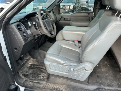 More photos of 2014 Ford F-150 XL at Indy Auto Man - Indianapolis, IN