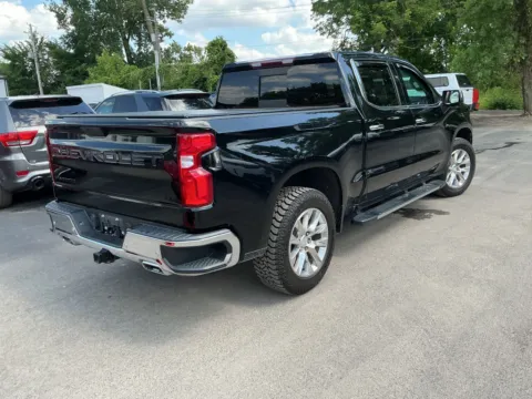 Another view of 2022 Chevrolet Silverado 1500 LTD LTZ for sale in Indianapolis, IN at Indy Auto Man - Indianapolis