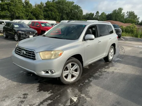 Photos of 2008 Toyota Highlander Limited for sale in Indianapolis, IN at Indy Auto Man - Indianapolis
