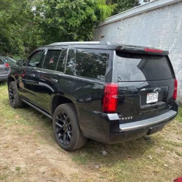 More photos of 2017 Chevrolet Tahoe Premier at Indy Auto Man - Indianapolis, IN