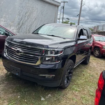 Photos of 2017 Chevrolet Tahoe Premier for sale in Indianapolis, IN at Indy Auto Man - Indianapolis