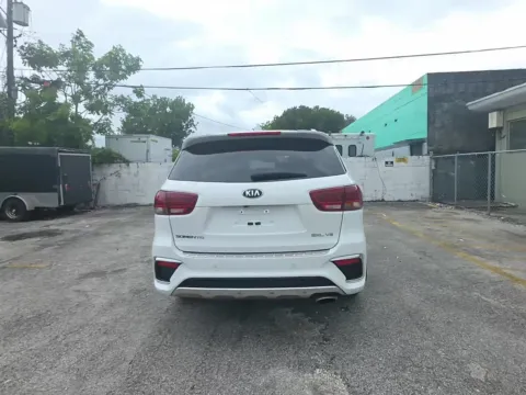 More photos of 2019 Kia Sorento SX Limited at Indy Auto Man - Indianapolis, IN