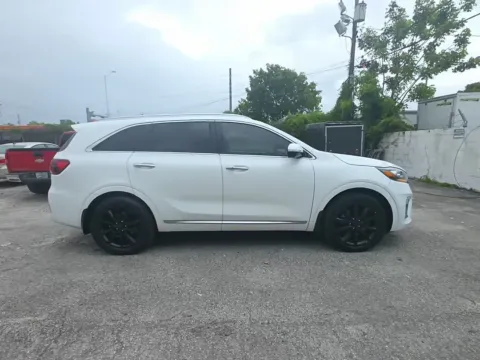 Another view of 2019 Kia Sorento SX Limited for sale in Indianapolis, IN at Indy Auto Man - Indianapolis