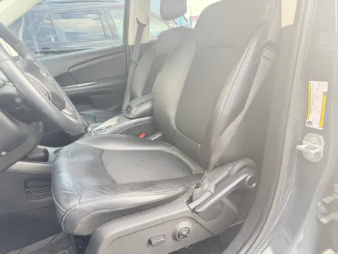 More photos of 2018 Dodge Journey Crossroad at Indy Auto Man - Indianapolis, IN