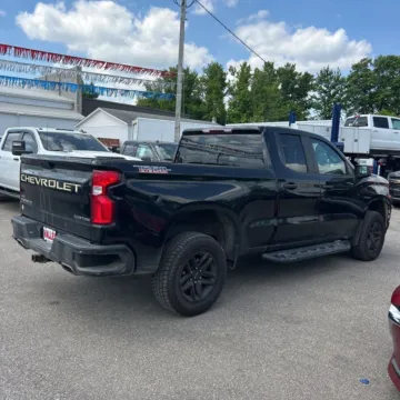More photos of 2019 Chevrolet Silverado 1500 Custom Trail Boss at Indy Auto Man - Indianapolis, IN