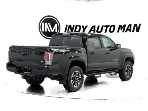 More photos of 2021 Toyota Tacoma TRD Sport V6 at Indy Auto Man - Indianapolis, IN